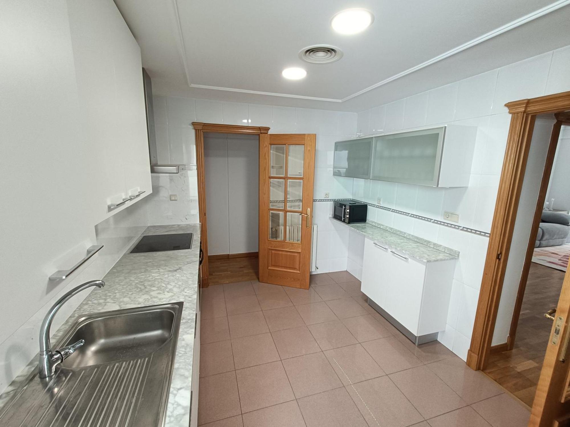 Piso En Pleno Centro De Albacete Con Garaje Apartment Екстериор снимка
